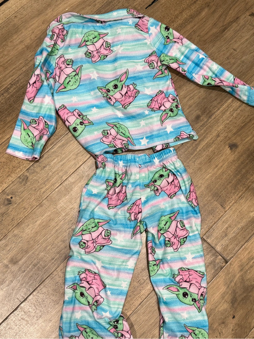 Star Wars Baby Yoda Kids Pink & Green Character Pajama Set - Two-Piece Sleepwear - Picture 2 of 5